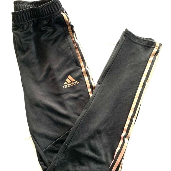 Adidas youth Sweatpants Size XL - Picture 1 of 5